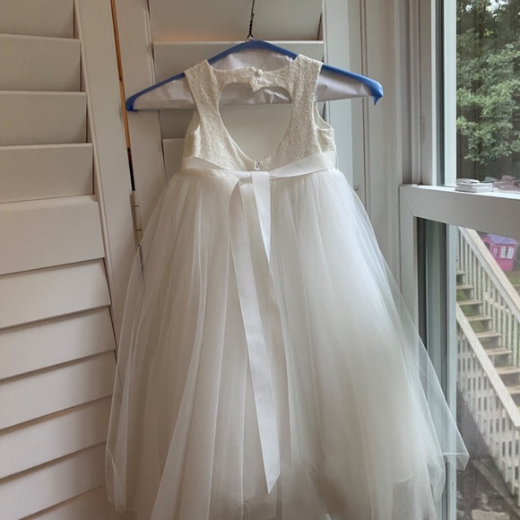 David’s Bridal Flower Girl Dress - Picture 2 of 5